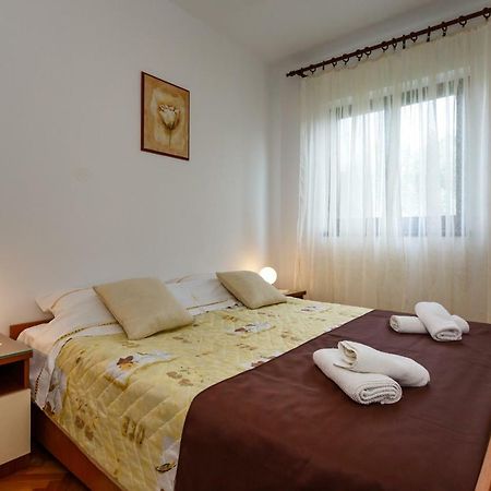 Villa Rosi Krk Town Esterno foto