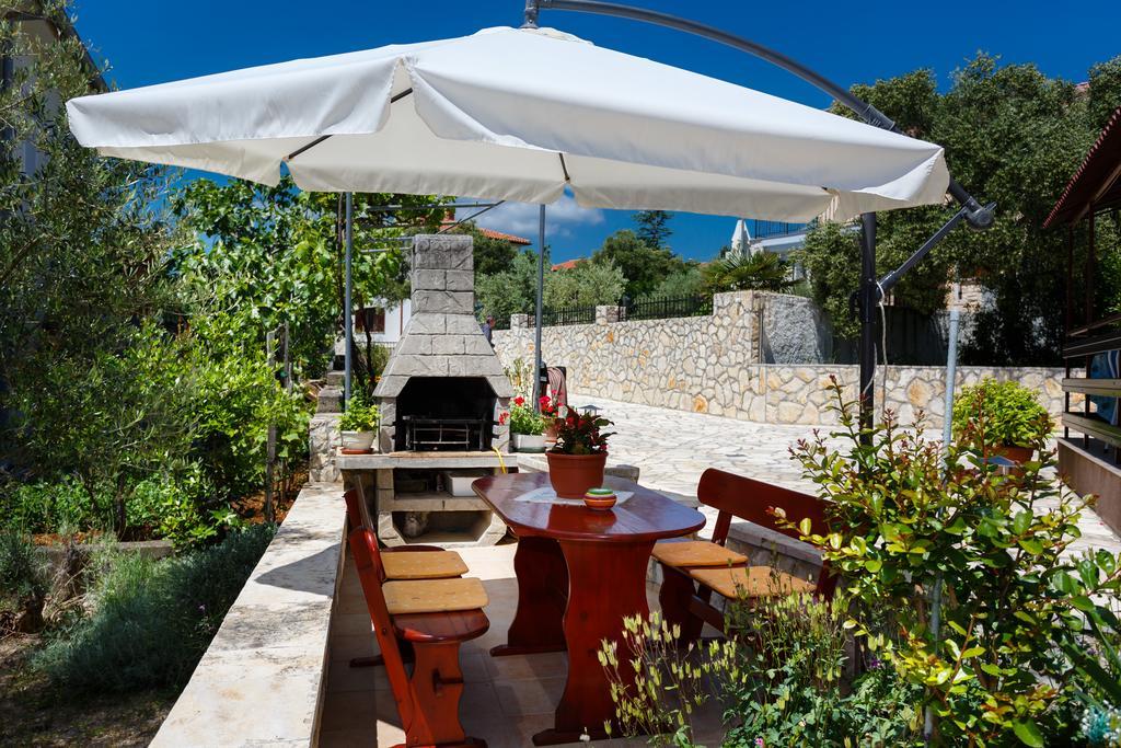 Villa Rosi Krk Town Esterno foto