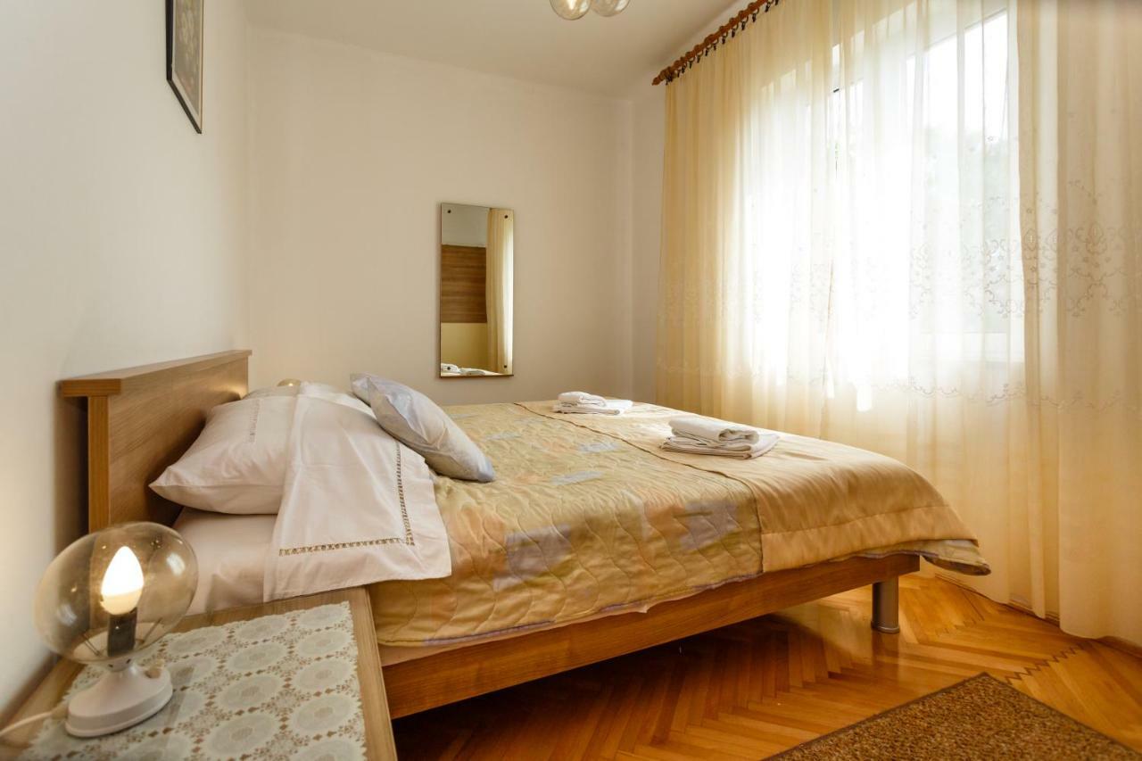 Villa Rosi Krk Town Esterno foto